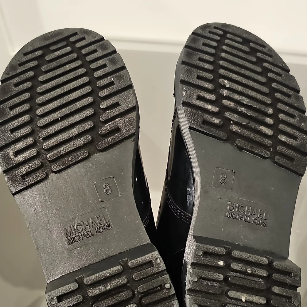Michael Kors authentic michael